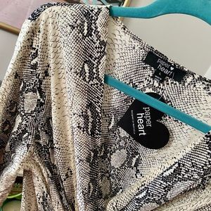Paper heart snake print wrap dress size large. Long sleeves. New/never worn.
